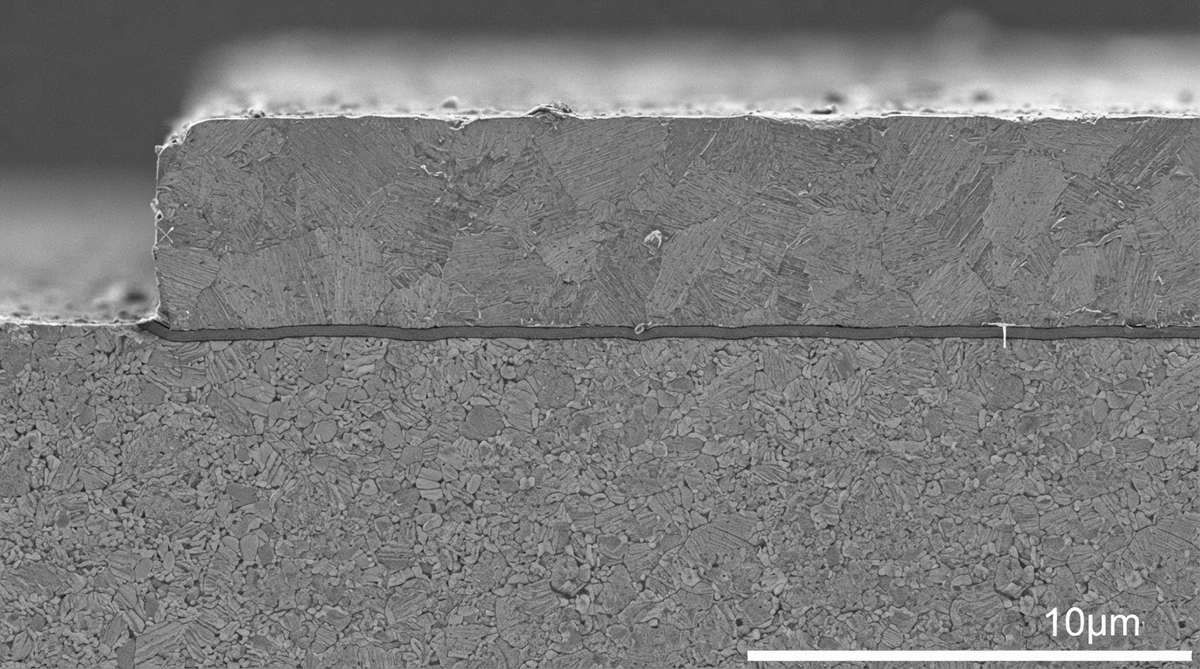 Cross-section of DPC copper layers on an aluminum nitride substrate