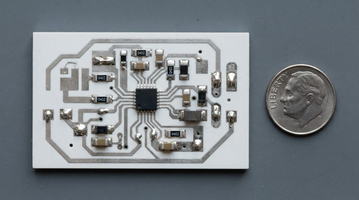 Metallized alumina 96% PCB with thick-film silver traces and SMD components